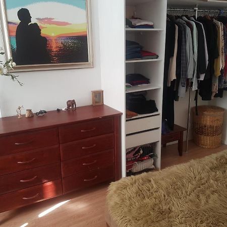 Cozy Apartment In Good Location! Riga Esterno foto