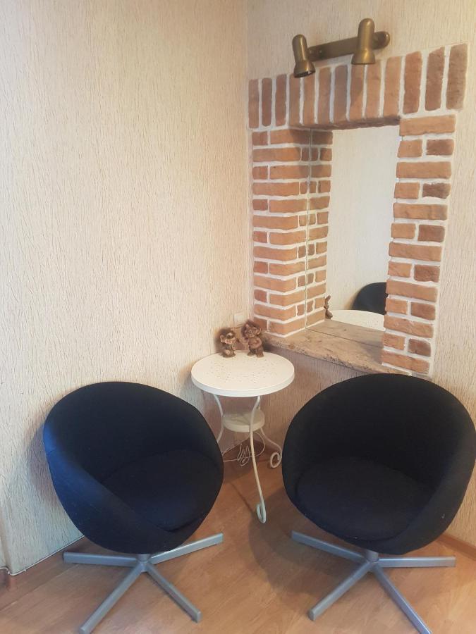 Cozy Apartment In Good Location! Riga Esterno foto