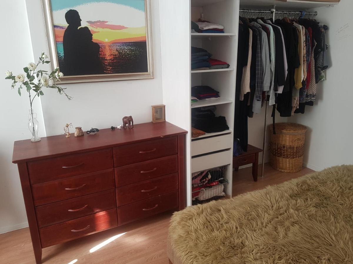 Cozy Apartment In Good Location! Riga Esterno foto