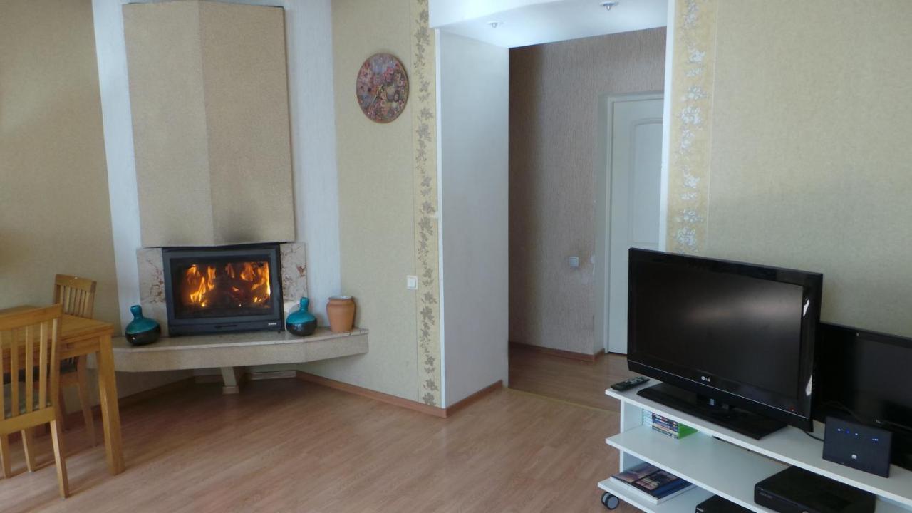 Cozy Apartment In Good Location! Riga Esterno foto